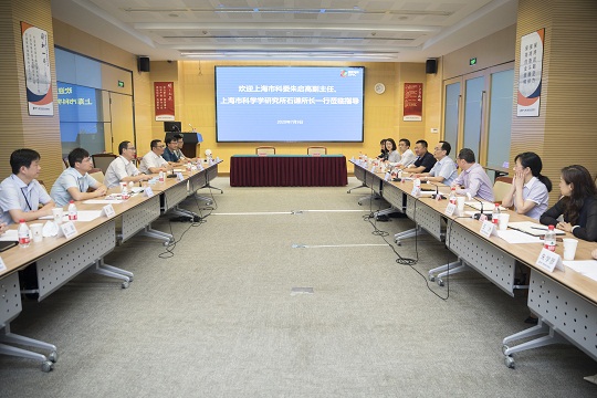 20200710-与科学签订战略合作-1.jpg